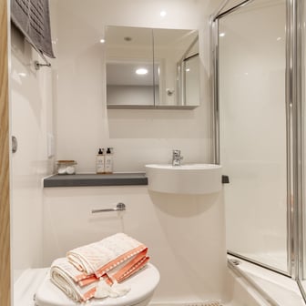 Skyline En Suite Plus - Image 3